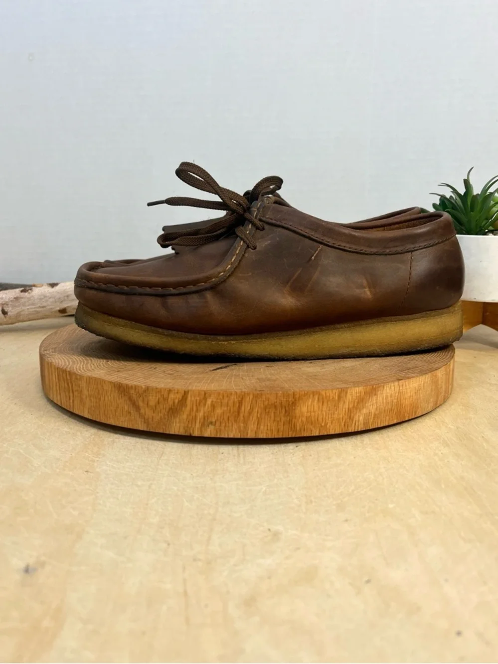Clarks Originals Wallabee Brown Oily Beeswax Leather Moccasins Women's Size 10